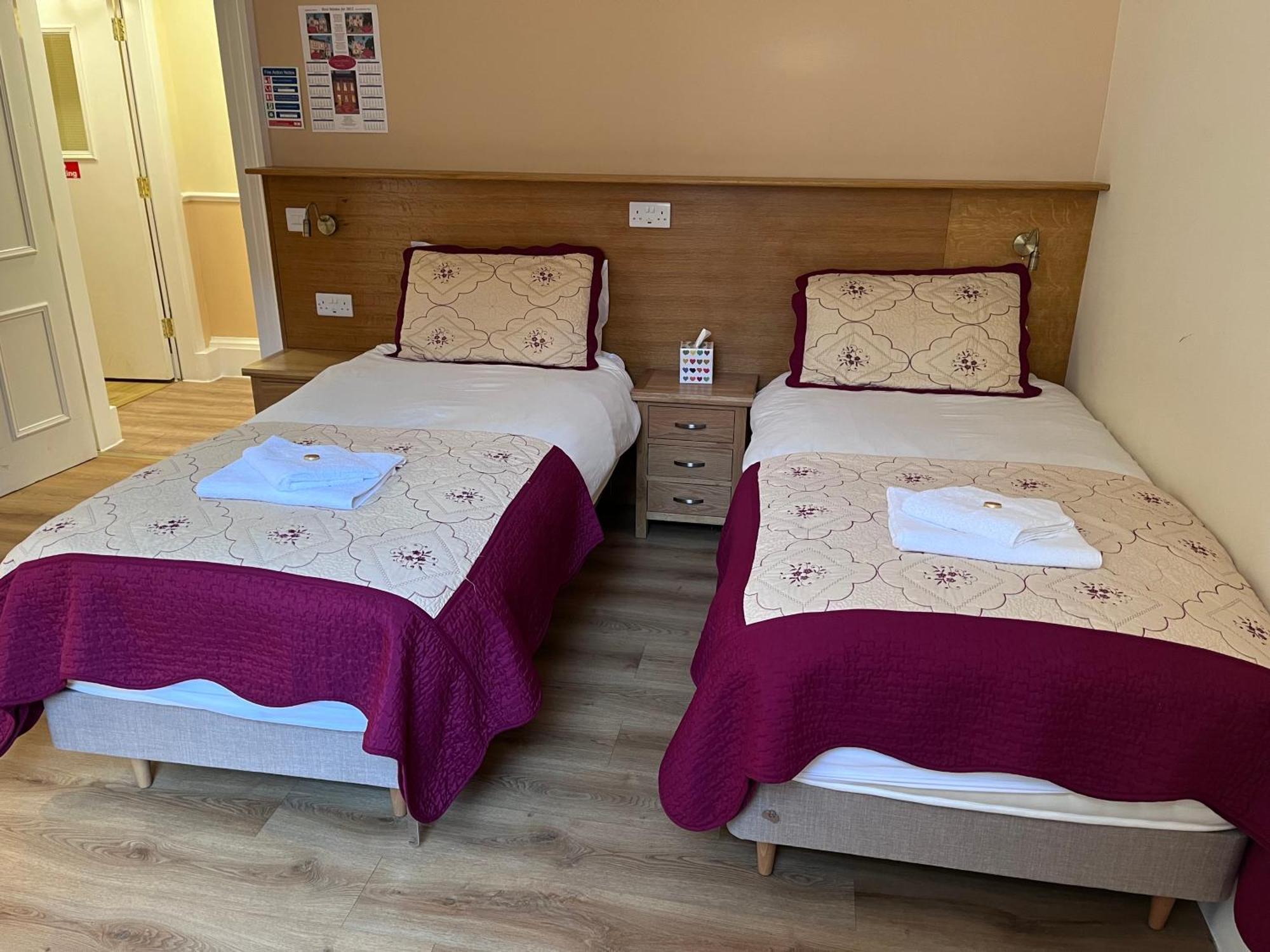 אדינבורו Cumberland Hotel מראה חיצוני תמונה
