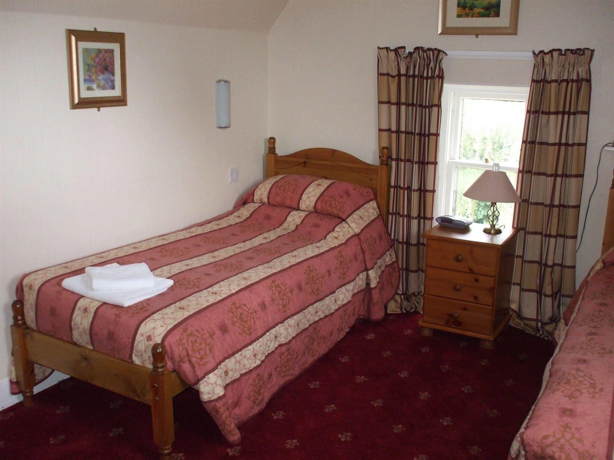 אדינבורו Cumberland Hotel מראה חיצוני תמונה